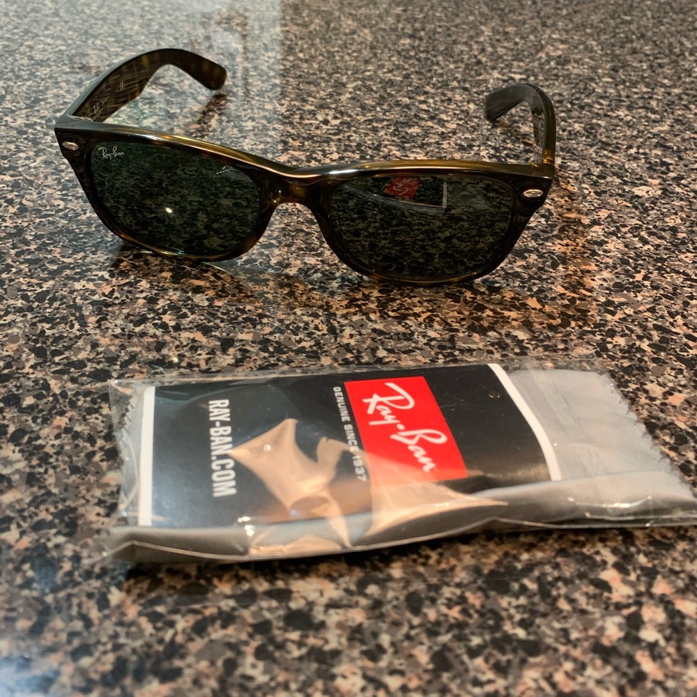 Raybans New wayfarer